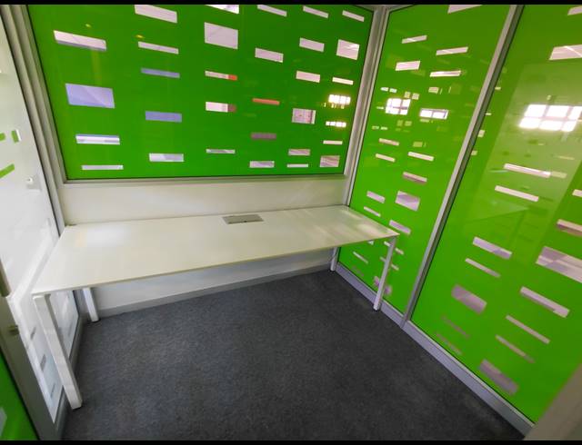 1,091M² OFFICE TO LET IN BRYANSTON